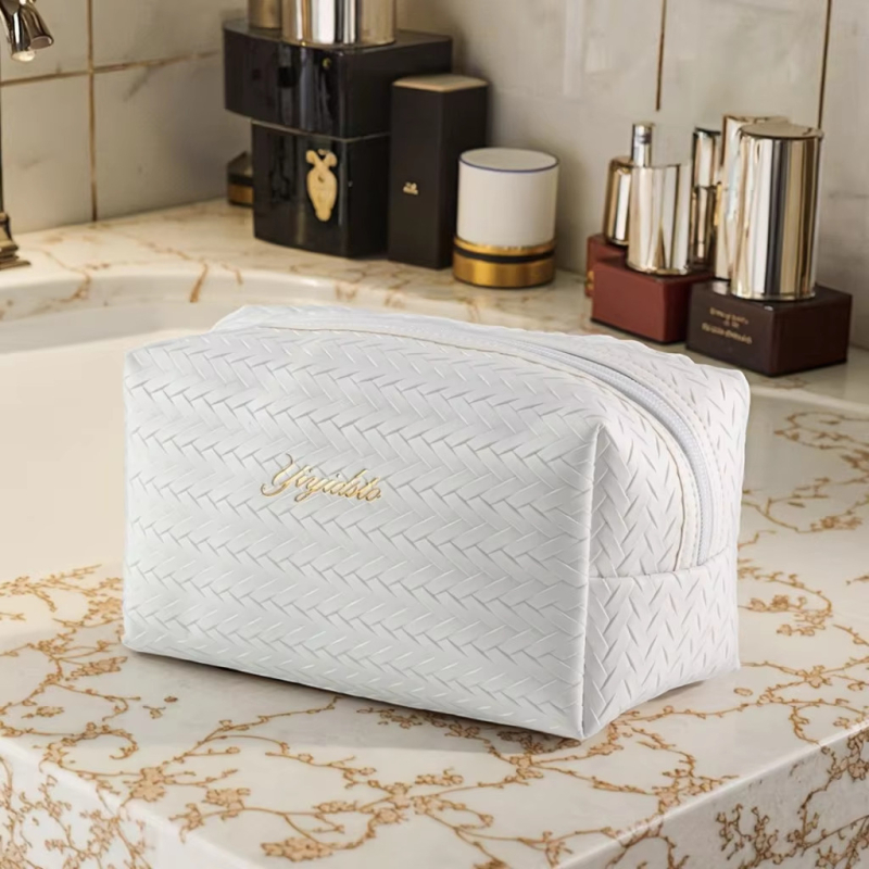 Козметична чанта за пътуване в градски стил, едноцветен дизайн, подплата от полиестер, цип