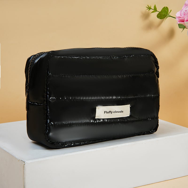 Козметична чанта с голям капацитет и разширяем дизайн, проветрива и ултралека, ръчна дръжка, полиестерна материя, възможност за персонализиране на логото