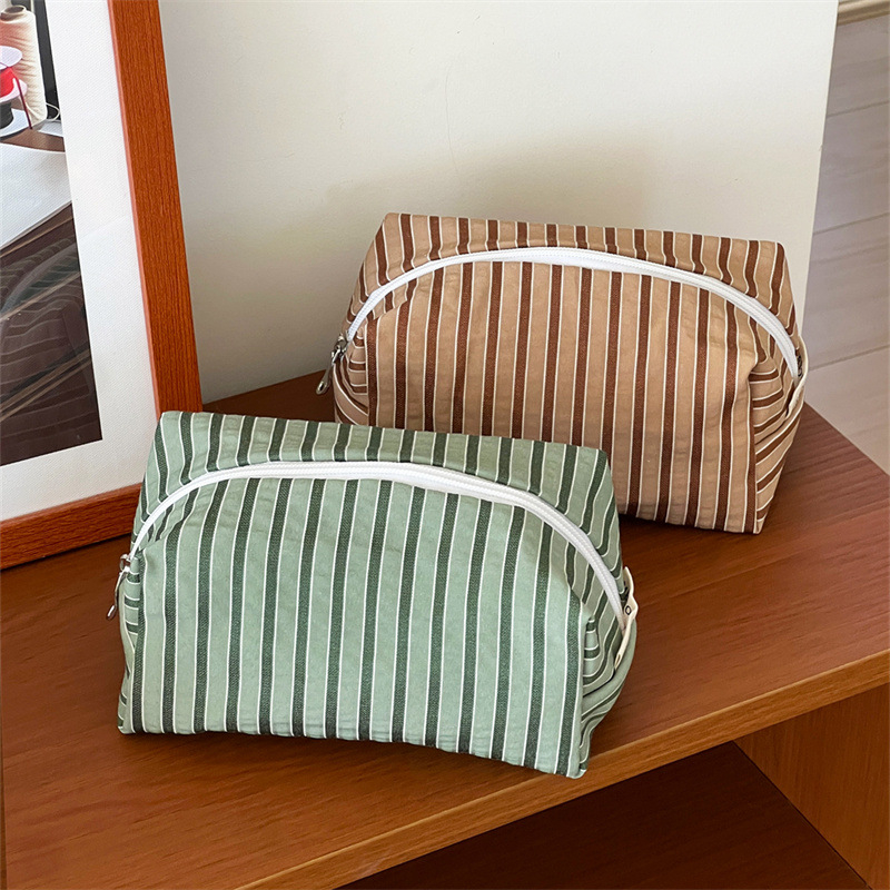Kosmetická taška s pruhmi, mestský minimalistický štýl, polyester, podšívka z plátna, na uskladnenie