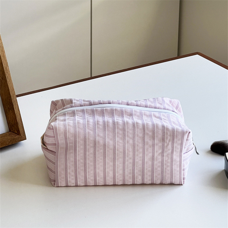 Kosmetická taška s pruhmi, mestský minimalistický štýl, polyester, podšívka z plátna, na uskladnenie