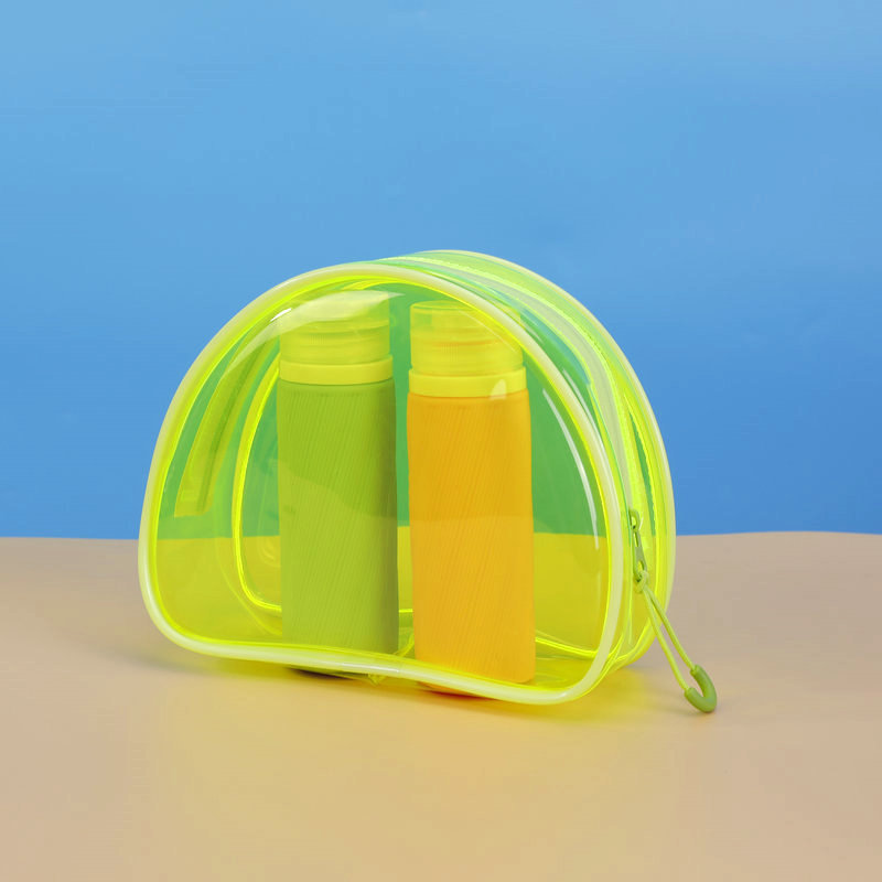 PVC sminktáska - kézben tartható forma, cipzár, műanyag anyag, utazáshoz kozmetikumok és higiéniai termékek tárolására