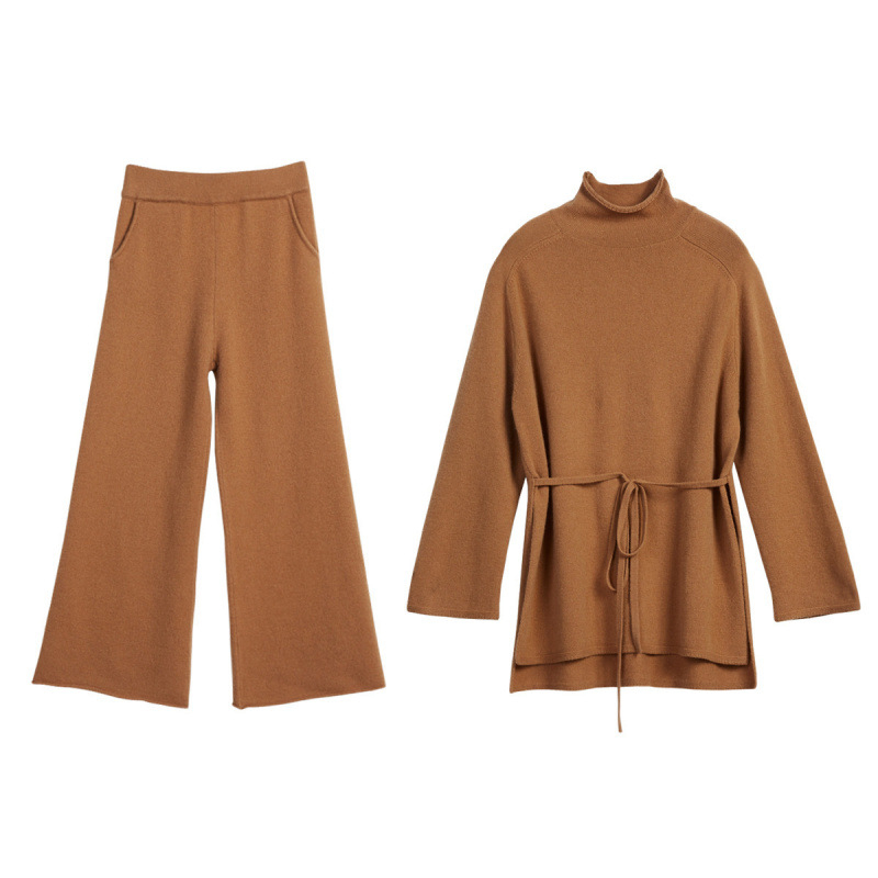 2024. gada rudens/ziemas sieviešu mode dievietes stilā: mūžīgs, nobrieduša šika divdaļīgs komplekts ar platām biksēm