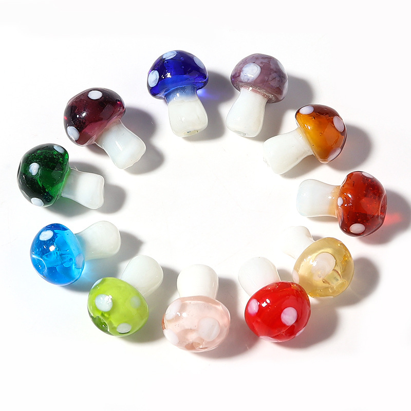 10 vnt. animacinių grybų su tiesiomis skylutėmis, laisvo pagrindo stiklo karoliukai, kūrybingi „pasidaryk pats“ auskarai, pakabukai, papuošalų aksesuarai