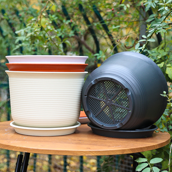 Műanyag virágtartó, padlón álló, egyszerű stílus, otthoni kertészkedéshez