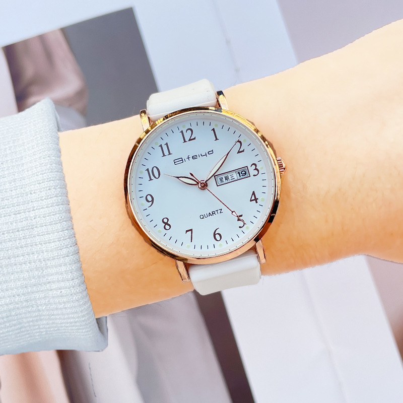 Ceas dama quartz, cadran rotund 35 mm, rezistență la apă 30 m, curea din silicon, afișaj luminos și calendar