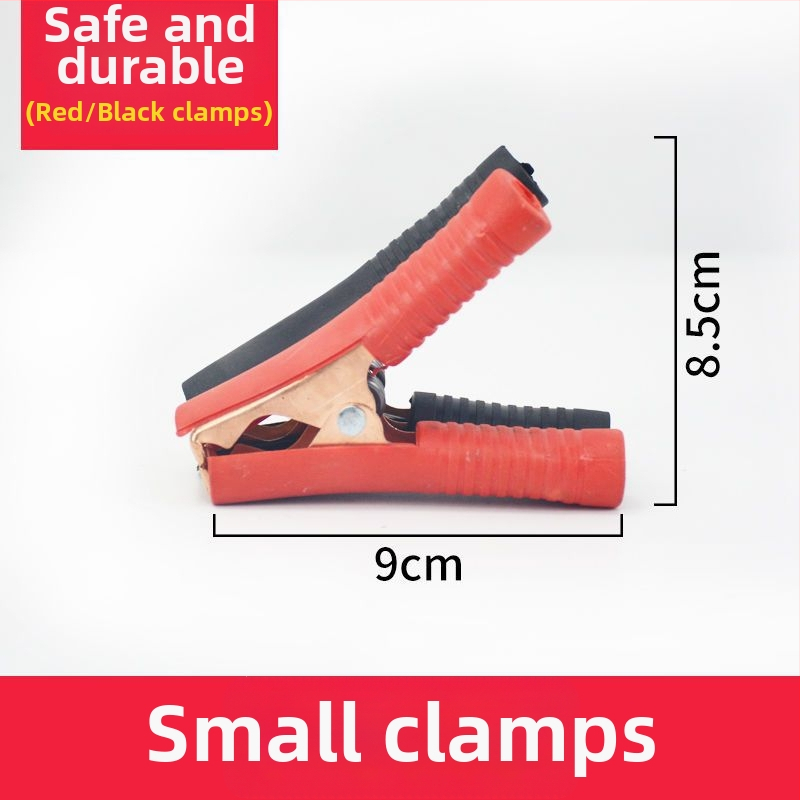 Smags automobiļa akumulatora klips ar vara galvu, biezināta konstrukcija un akumulatora savienojuma kabelis.