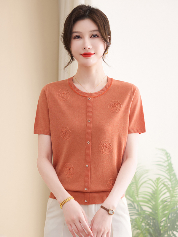 Жакард ice-silk трикотажен топ с кръгло деколте, къс ръкав, свободен силует, флорални мотиви, Lyocell-Cotton бленд (90–95% Tencel; Cotton ≤30%), пуловер