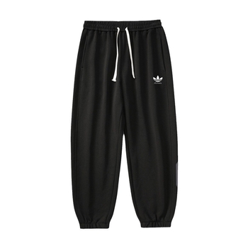 Muške sportske hlače s fleece podstavom, slobodan kroj, visokim strukom, vezivanje šnoru, mikroelastičnost
