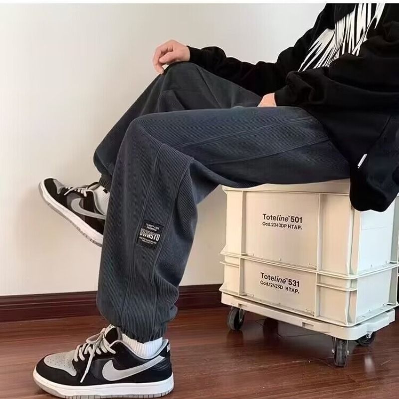 Corduroy casual muške hlače, labav kroj, fleece podstava, elastični pojas s vezicom, zimska upotreba