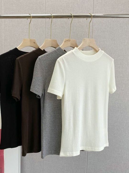 Majica kratkih rukava od Tencel Lyocell, okrugli izrez, jednobojna, 70–80% Lyocell, standardna duljina, ljeto 2024, japansko-korejski ležerni stil