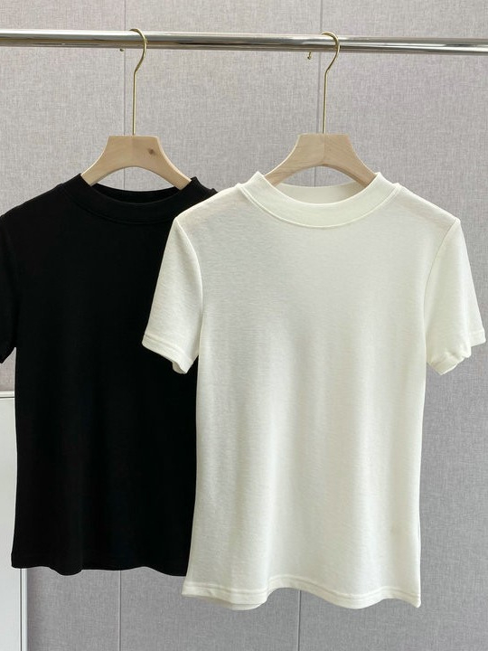 Majica kratkih rukava od Tencel Lyocell, okrugli izrez, jednobojna, 70–80% Lyocell, standardna duljina, ljeto 2024, japansko-korejski ležerni stil