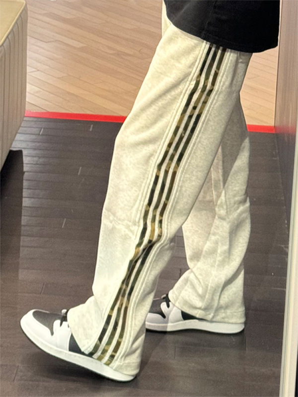 Sportske casual hlače - široka silueta, pruge, srednje visoki struk, 60% poliester s rastezom