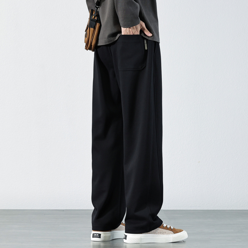 Muške trenirke s flis podstavom, elastična struka, ležeran kroj, ravne nogavice, 75% pamuk/25% poliester, jesen 2024