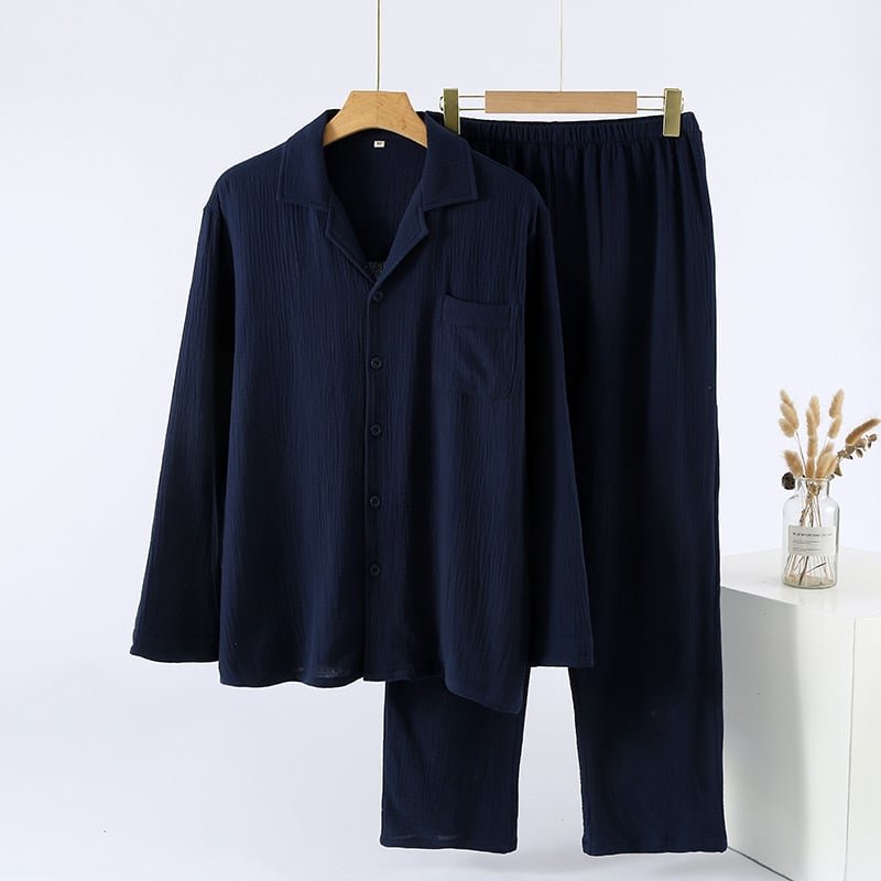 Muški pamuk pijama set – lagani materijal, kardiganski stil, klopasti ovratnik, udoban širok kroj, dugi rukavi, hlače