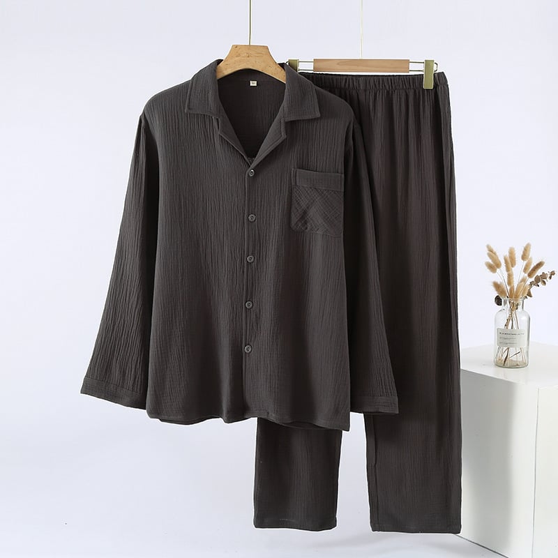 Muški pamuk pijama set – lagani materijal, kardiganski stil, klopasti ovratnik, udoban širok kroj, dugi rukavi, hlače