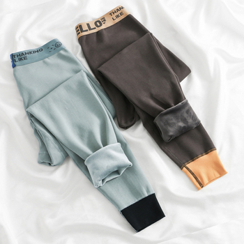 Muške hlače s flisom iznutra, tople, pamuk, ekstra debeli 301-350 g/m², veluru podstava, bez šavova, za mlade muškarce