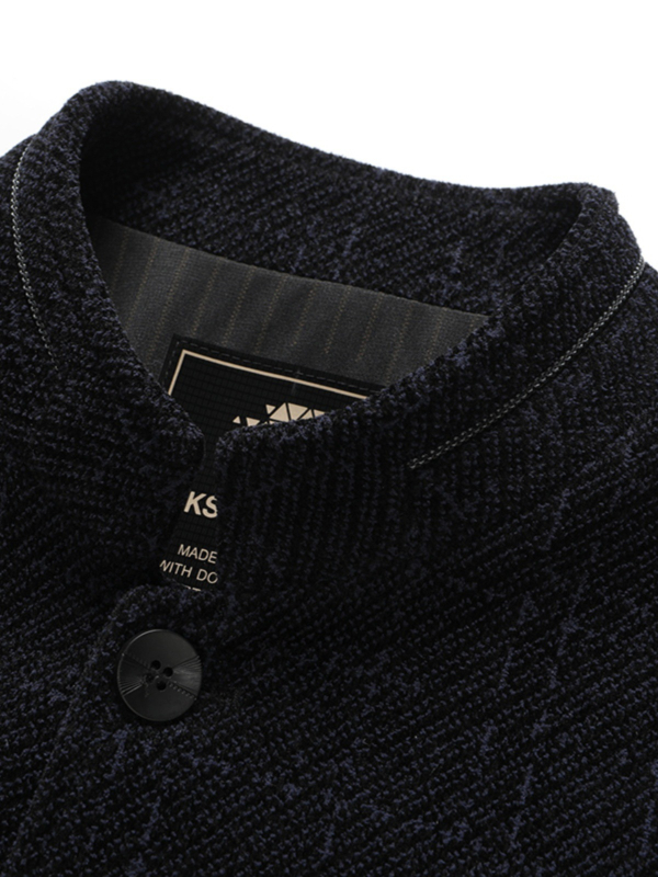 Vyrų chenille vilnos išorinis švarkas – stovinti apykaklė, ilgos rankovės, vienos eilės sagų užsegimas, kišenės su pleistro kišenėmis