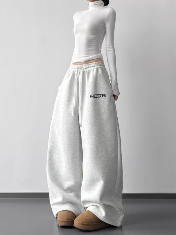 Ženske casual denim hlače — urbani i univerzalni stil; denim materijal, dugački kroj