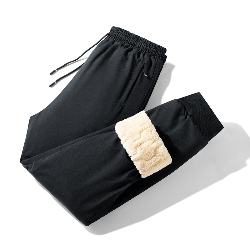 Muške zimske hlače s fleec podstavom, ravnog kroja, s pojasom i zatvaranjem vezicom