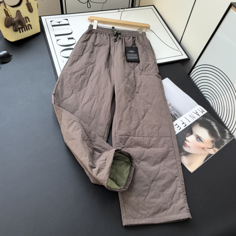 Női téli sínadrágok – szélálló, vízálló, steppelt szigeteléssel, magas derék, karcsú fazon