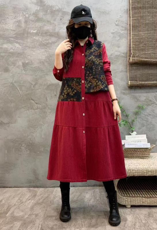 Ženska pamukasta jakna s urbanim printom, srednje debljine, srednje duljine, ležerni kroj, ovratnik s reverom