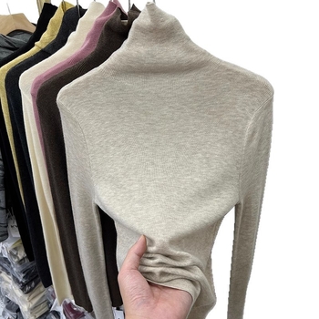 Pleteni pulover od vune i poliestera – jednofarben uzorak, uski kroj, dugi rukavi