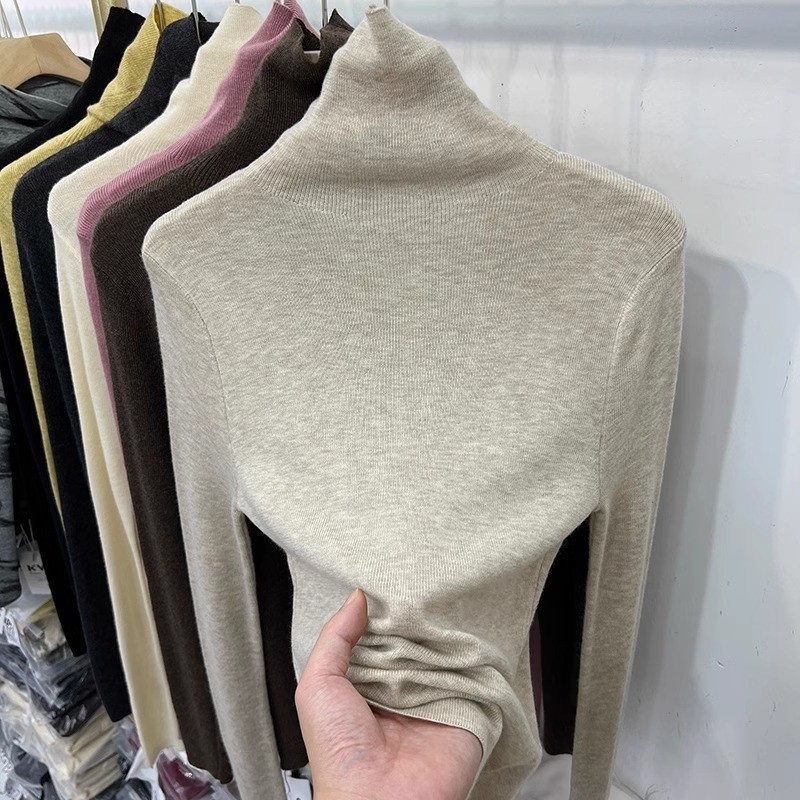 Pleteni pulover od vune i poliestera – jednofarben uzorak, uski kroj, dugi rukavi