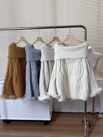 Pleteni džemper s twist pleteninom, ovratnik tipa jedne linije, široki kroj, poliester mješavina 50-70%