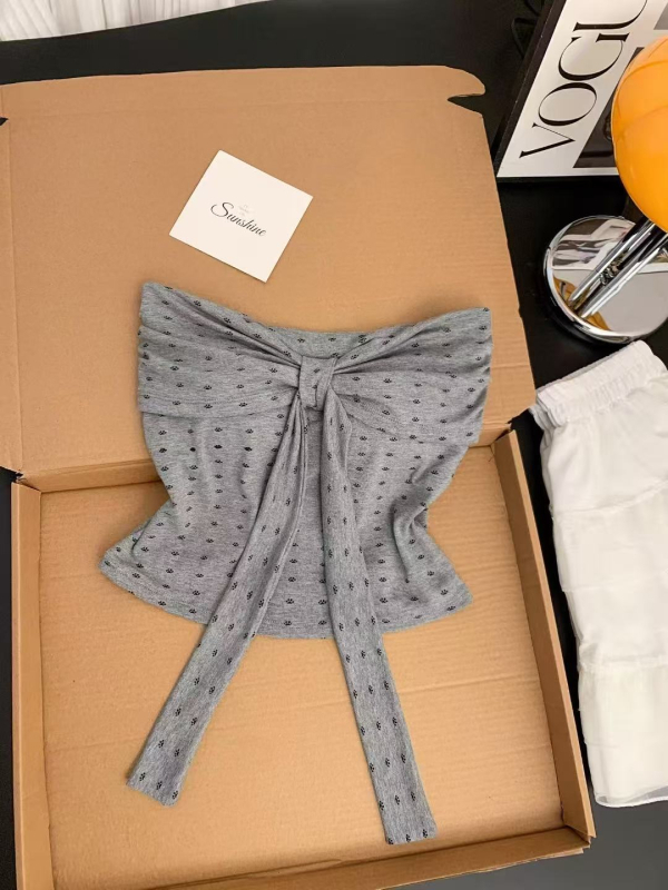 Дамски камизол топ без презрамки с точков принт (Стил: Slim-Fit; Дължина: ултра къс ≤40 см; Принт: точков; Плат: Rayon)