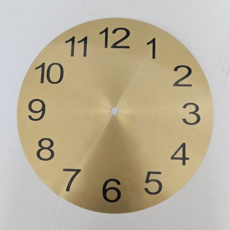 Стенен часовник с метален корпус, електронно движение, печатано лого, персонализирана обработка