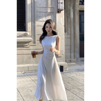 Φόρεμα από πολυεστέρα, γραμμής Α, μακρύ, στρογγυλό λαιμό, κανονικά μανίκια.