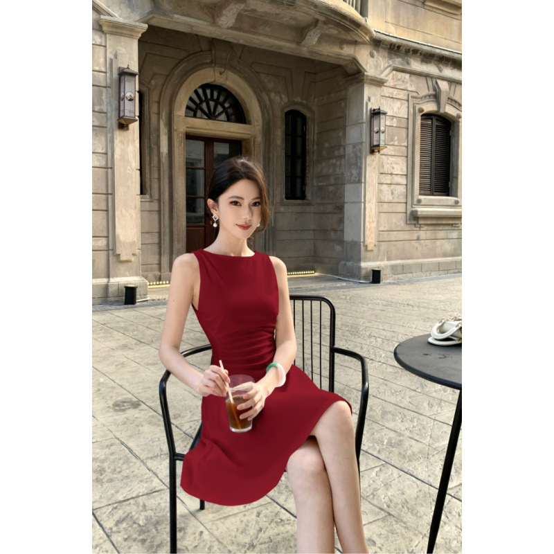 Φόρεμα από πολυεστέρα, γραμμής Α, μακρύ, στρογγυλό λαιμό, κανονικά μανίκια.