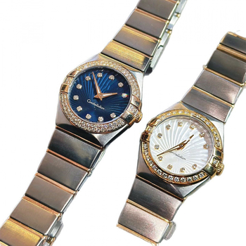 Női kvarcóra gyémántdíszítéssel, csillagfényes számlappal, 32 mm átmérő, rozsdamentes acél tokkal, valódi bőrszíj