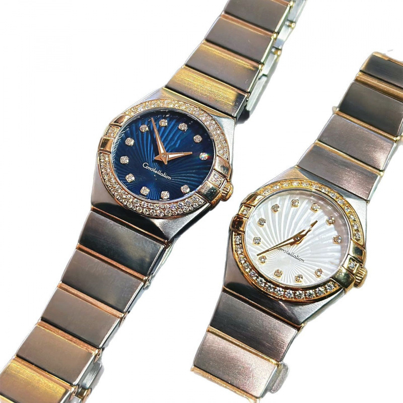 Női kvarcóra gyémántdíszítéssel, csillagfényes számlappal, 32 mm átmérő, rozsdamentes acél tokkal, valódi bőrszíj