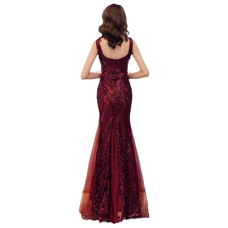 Rochie de mireasă sirenă, bretele cu paiete, decolteu adânc în V, fără mâneci, lungă