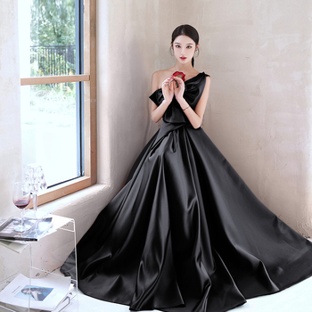 Rochie de seară din satin, fără bretele, croială în A, lungă, talie înaltă, pentru femei