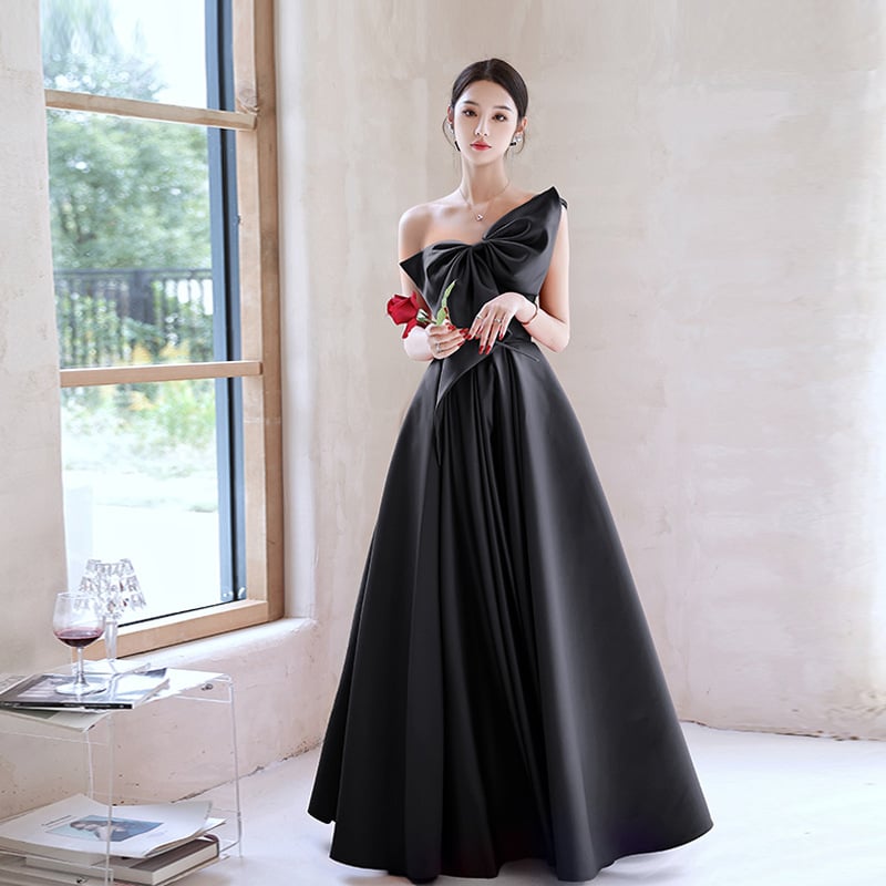 Rochie de seară din satin, fără bretele, croială în A, lungă, talie înaltă, pentru femei
