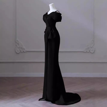 Rochie de seară cu un umăr, siluetă fishtail la talie, fustă lungă, mâneci trei sferturi, talie medie, țesătură Chenille cu poliester și elastan, toamnă 2024