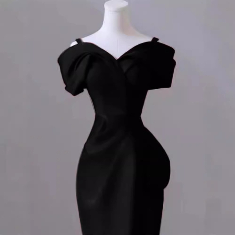 Rochie de seară cu un umăr, siluetă fishtail la talie, fustă lungă, mâneci trei sferturi, talie medie, țesătură Chenille cu poliester și elastan, toamnă 2024