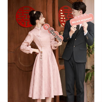 Čipao stilā midi kleita kāzām, poliesters, stāvošs apkaklis, garas burbuļu piedurknes