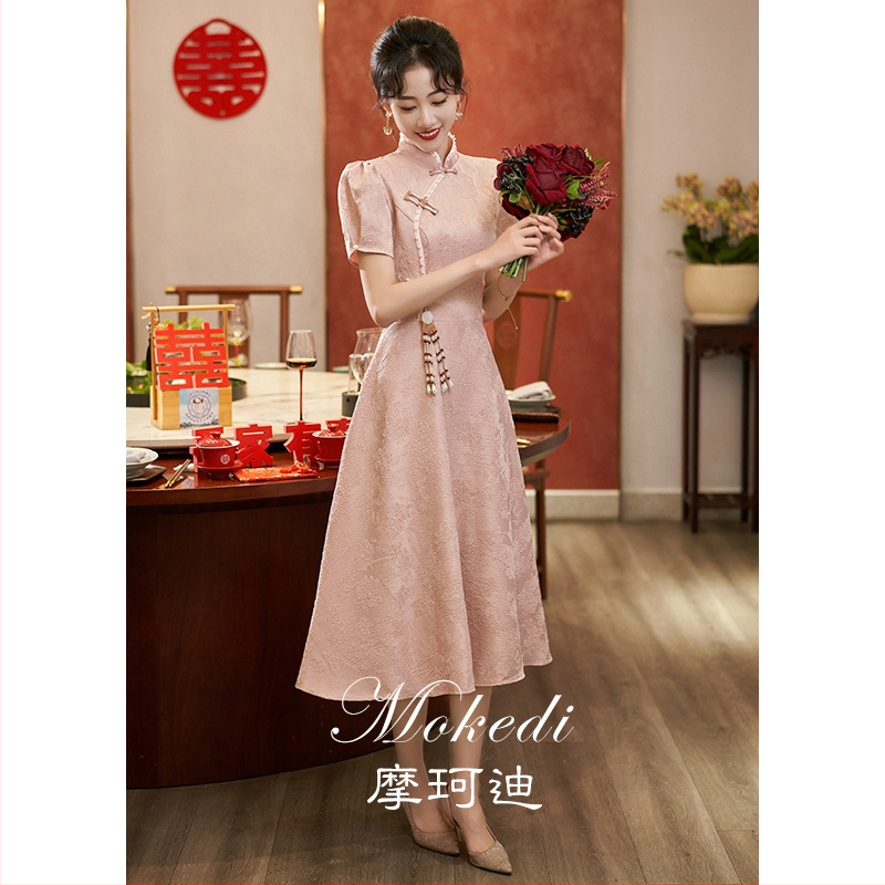 Čipao stilā midi kleita kāzām, poliesters, stāvošs apkaklis, garas burbuļu piedurknes