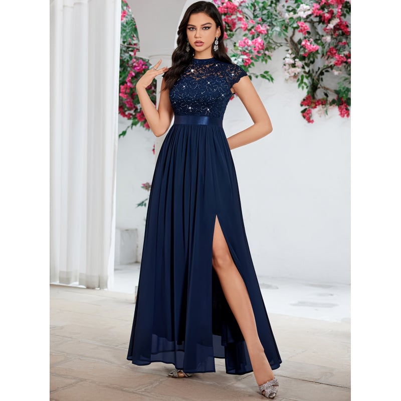 Līgavainas kleita ar fliteriem, dekolte ar kaula līniju un apaļām piedurknēm, elegants Eiropas–Amerikas stils; audums chenille, galvenā sastāva spandex; piegriezums super plāns; pavasaris 2025; sievietēm.