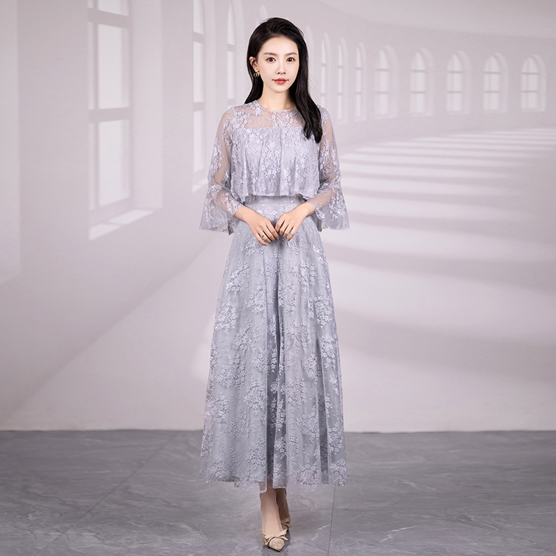 Полиестерова дълга рокля с А‑образен силует, средна талия и дълги ръкави