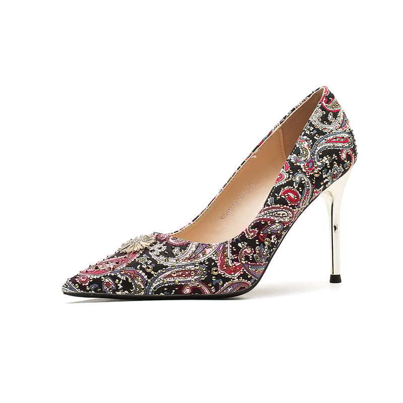 Kāzu kurpes: smails purns, augsts papēdis virs 8 cm, PU augšējā daļa, plānas papēži, gumijas zole