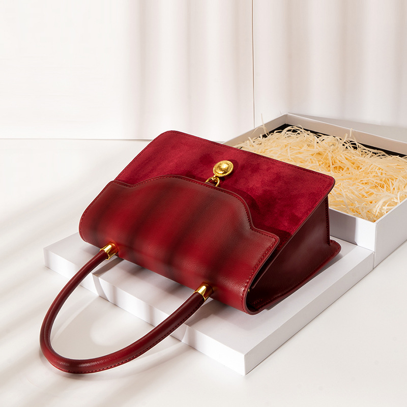 Полиестерна tote чанта в урбан стил за ежедневна употреба, Пролет 2023