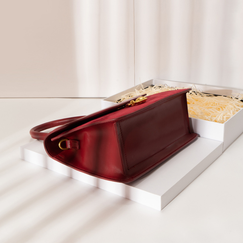 Полиестерна tote чанта в урбан стил за ежедневна употреба, Пролет 2023