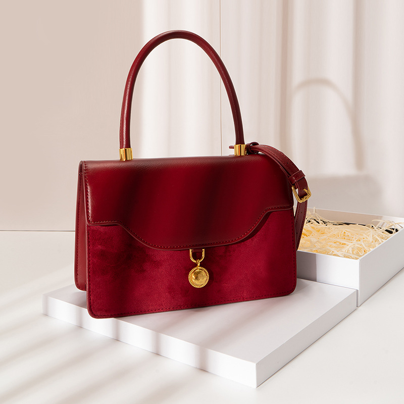 Полиестерна tote чанта в урбан стил за ежедневна употреба, Пролет 2023