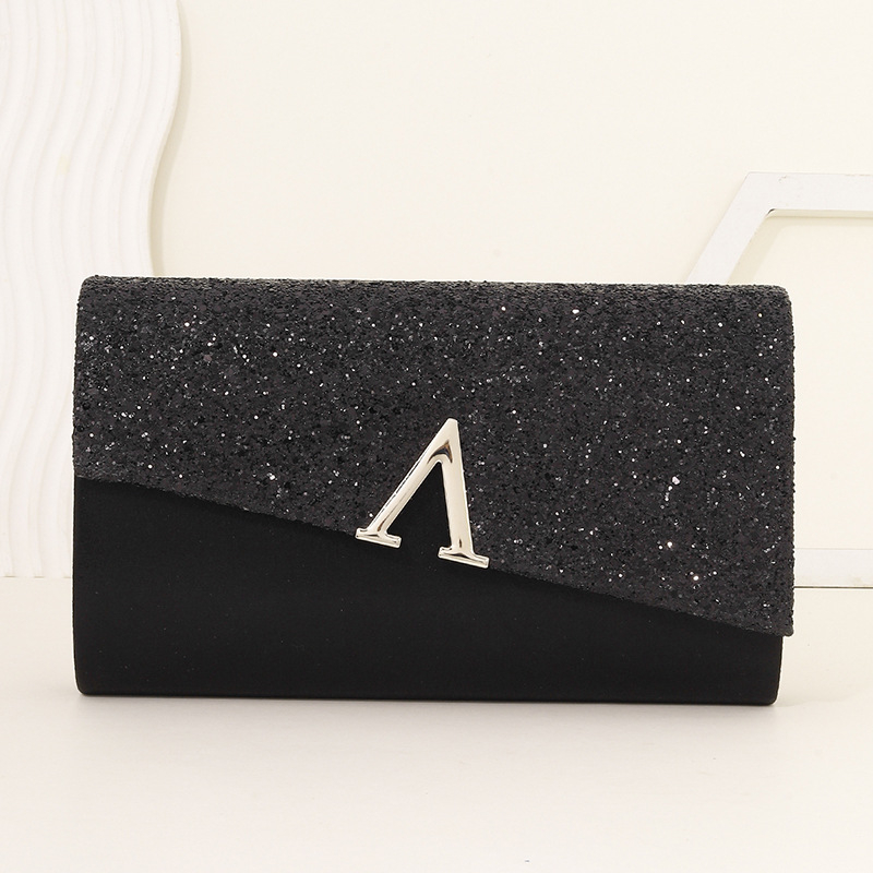 Spīdīga vakara klučs soma ar vāciņu – minimālists greznums, horizontāla kvadrāta forma, magnētiska aizvēršana, poliestera odere, rokā nēsājamā, pavasaris 2025