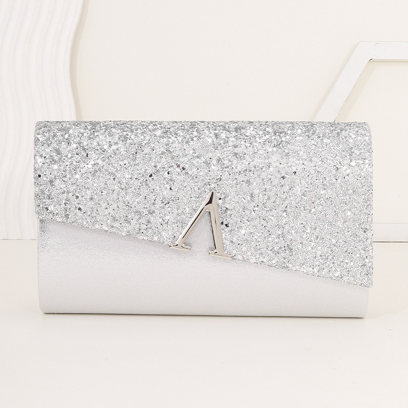 Spīdīga vakara klučs soma ar vāciņu – minimālists greznums, horizontāla kvadrāta forma, magnētiska aizvēršana, poliestera odere, rokā nēsājamā, pavasaris 2025