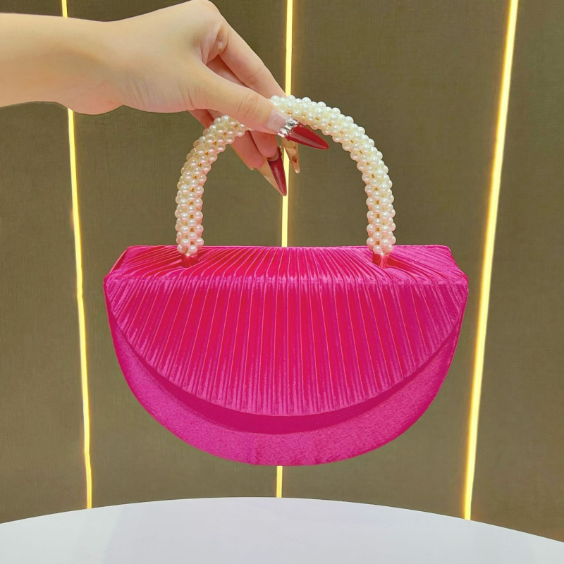 Перлена клъч чанта, хоризонтална квадратна форма, полиестерен материал, магнитно закопчаване, джоб за телефон